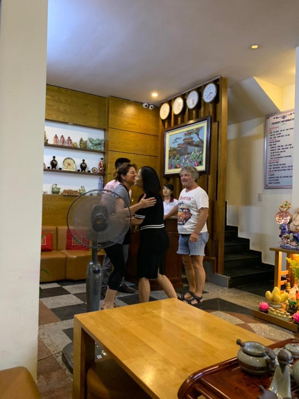 Hoang Trieu Hotel 顺化 外观 照片