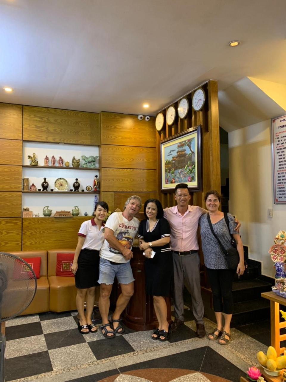 Hoang Trieu Hotel 顺化 外观 照片