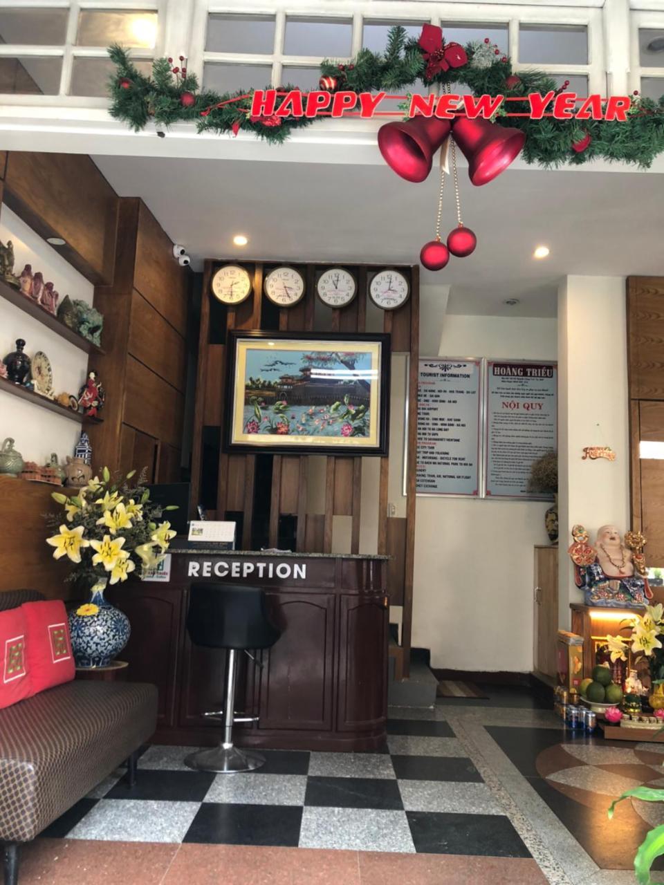 Hoang Trieu Hotel 顺化 外观 照片