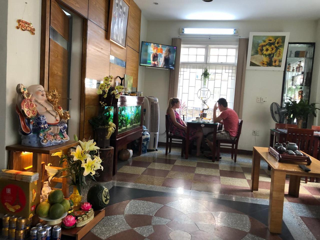 Hoang Trieu Hotel 顺化 外观 照片